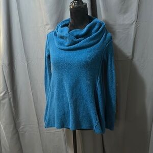 Free People Blue Crew Neck Sweater with Long Sleeves